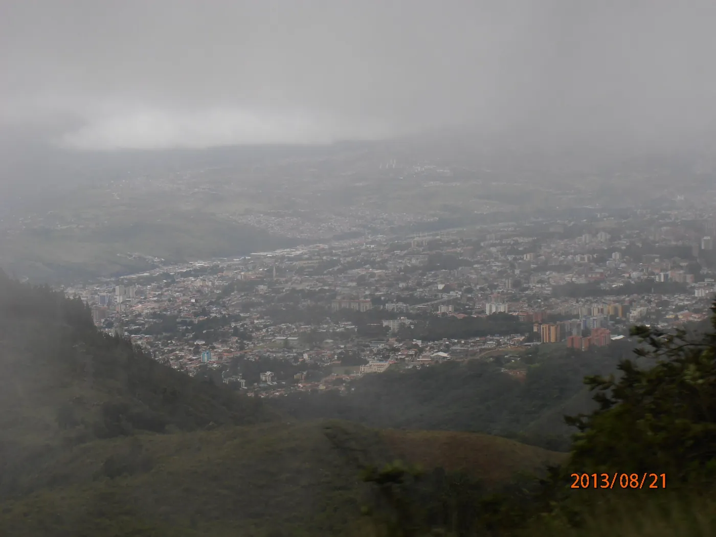 San Cristóbal spread across the Torbes valley in the Venezuelan Andes